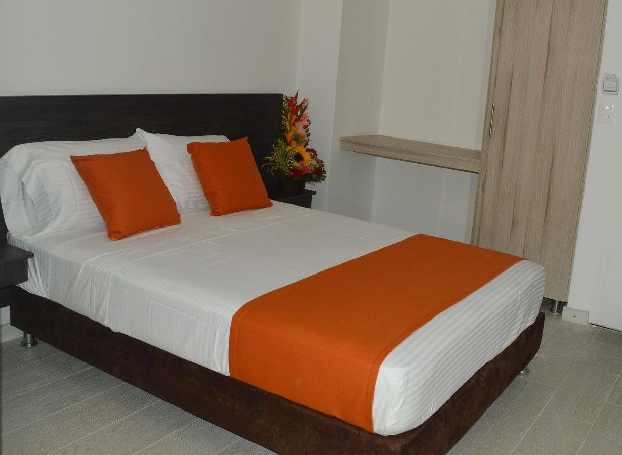 Massay Hotel Neiva  Buitenkant foto